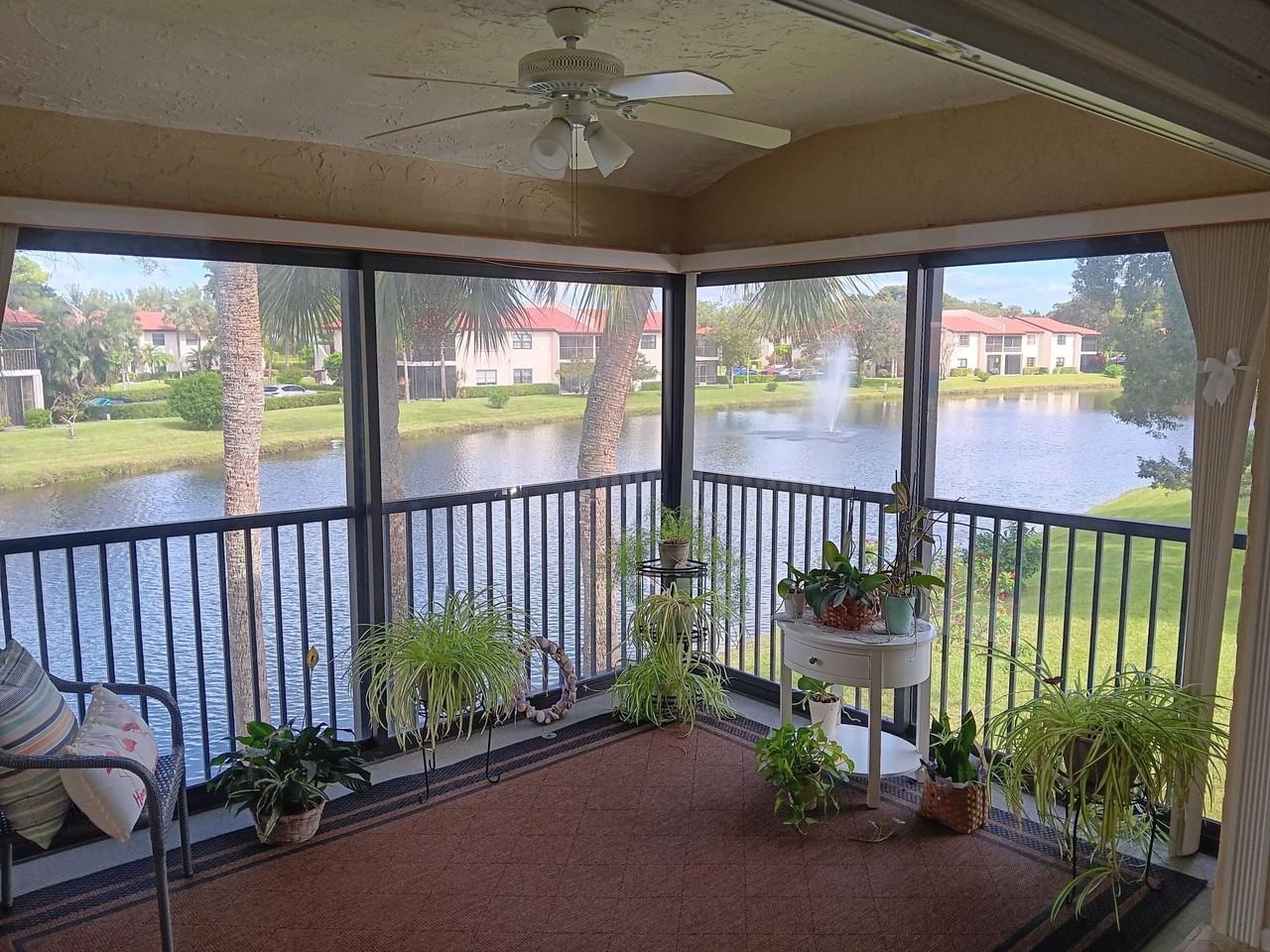 8045 Eastlake Dr #1G - Photo 4 of 20