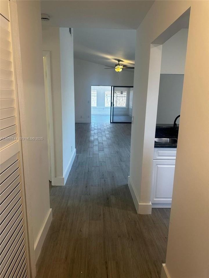 8880 Sw 23rd St #0 - Photo 7 of 18