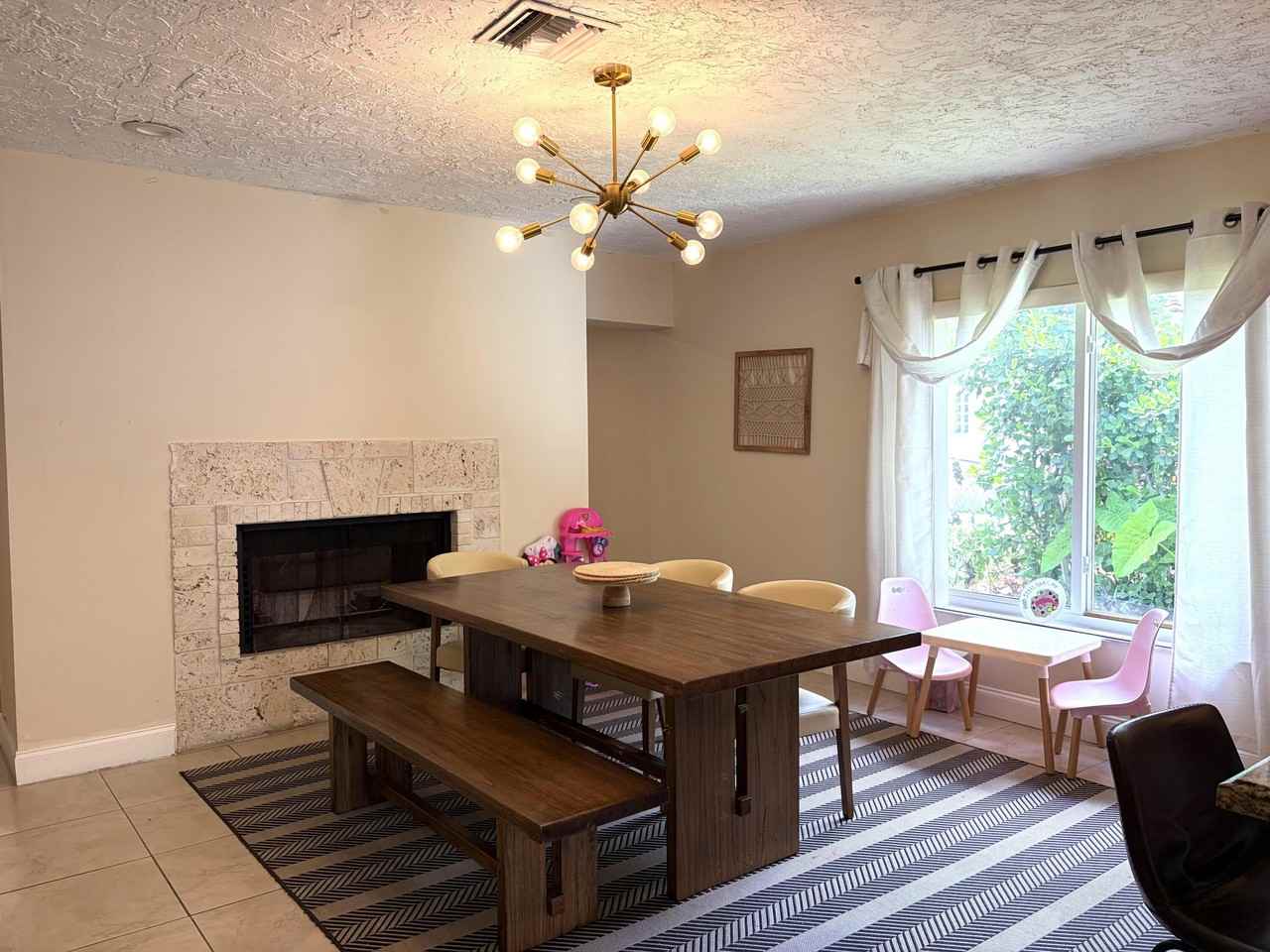 2615 Roosevelt St - Photo 7 of 16