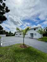 featured image of 2819 Sw Cornell Ave
