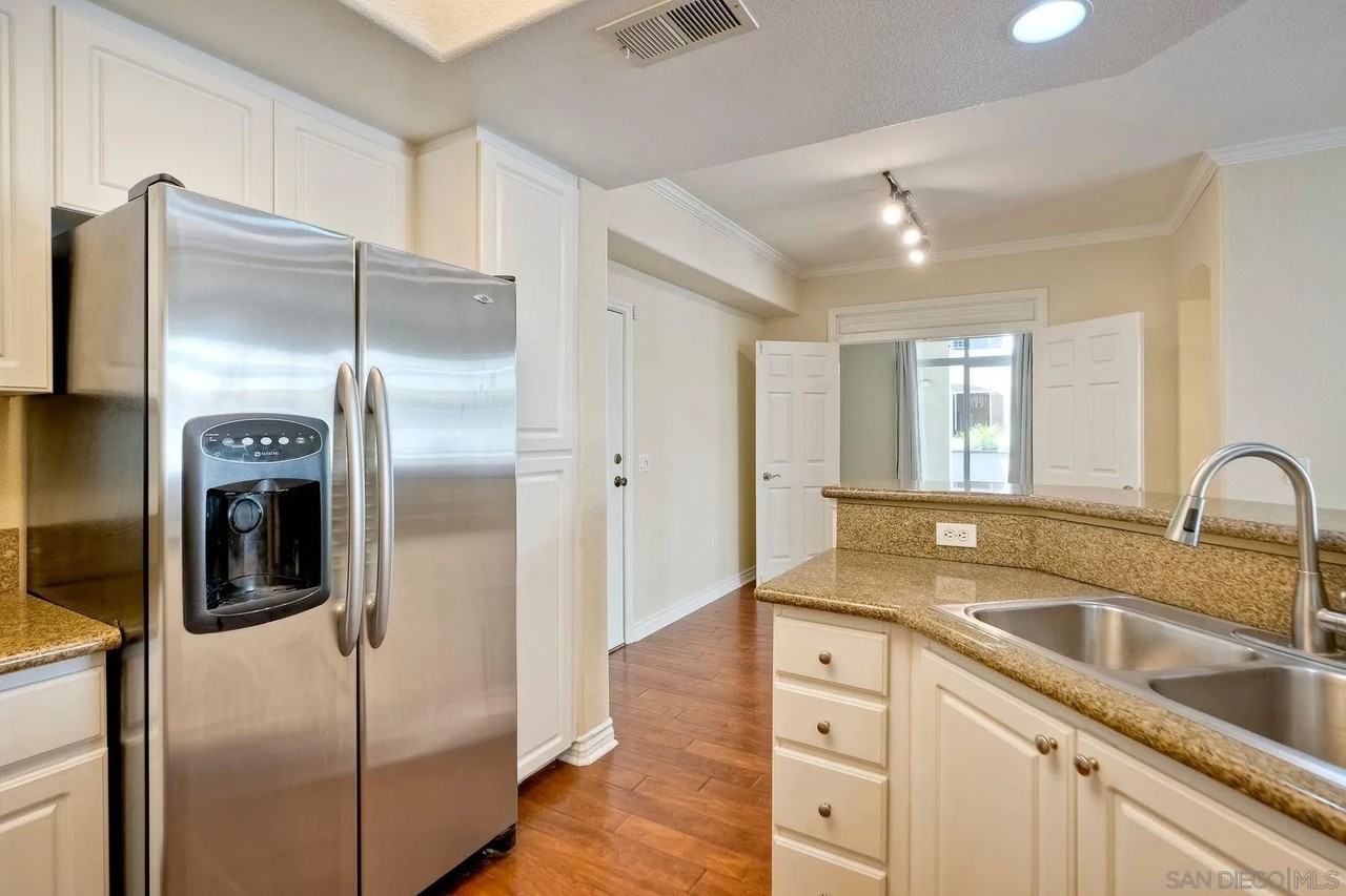 9253 Regents Rd #A110 - Photo 6 of 36