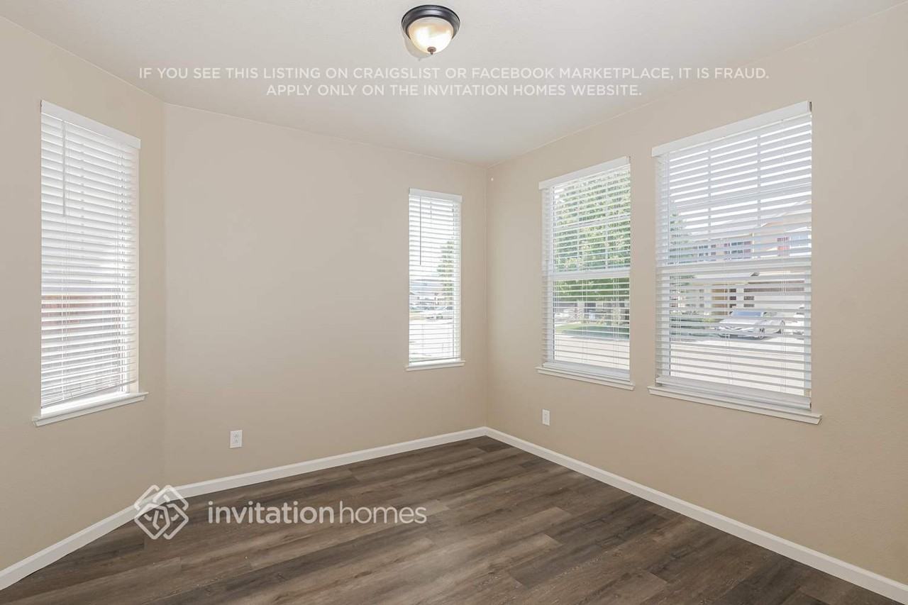 2748 Cobbler St - Photo 7 of 18
