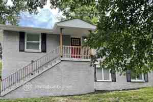featured image of 4856 Torbay Dr