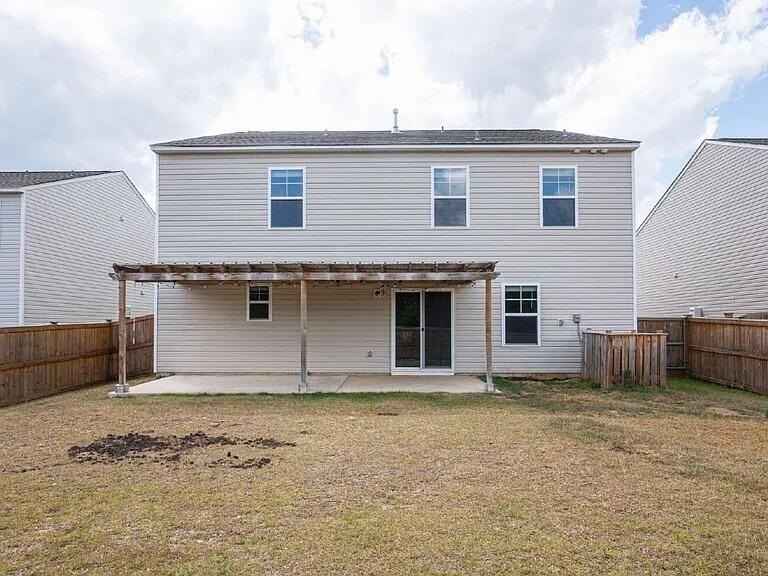 244 Savannah Wood Rd - Photo 4 of 38