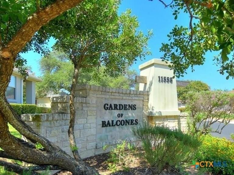 11558 Spicewood Pkwy #5 - Photo 2 of 10