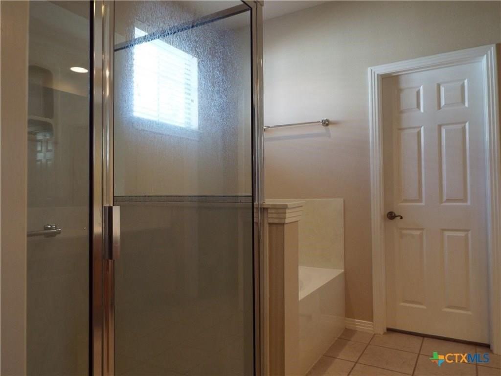 11558 Spicewood Pkwy #5 - Photo 6 of 10