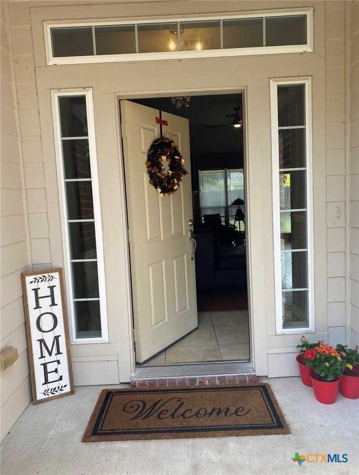 5704 Meadow Wood Dr - Photo 3 of 13