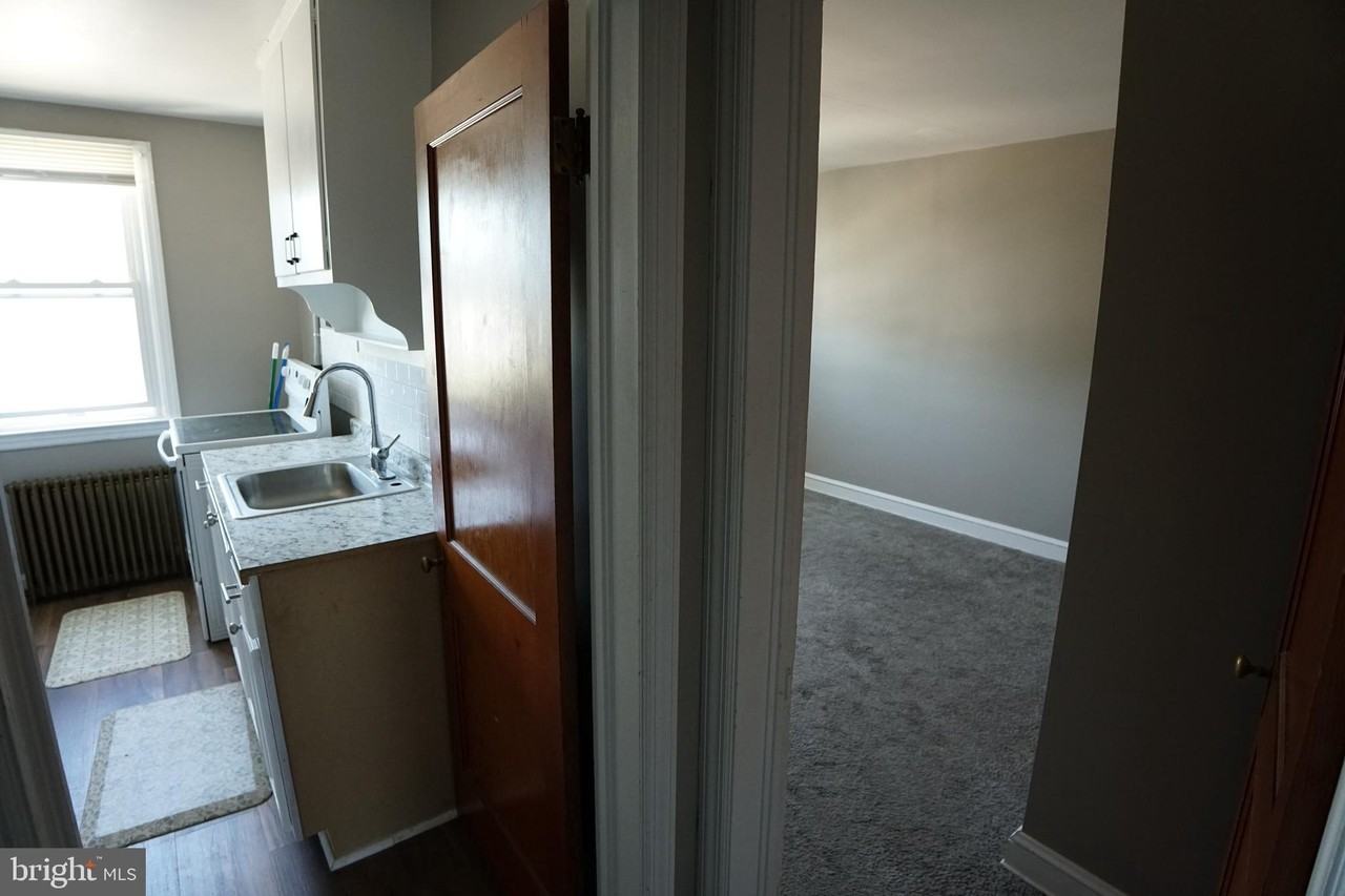 4617 Wilkens Ave #B - Photo 7 of 12