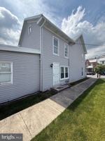 featured image of 1331-2ND FLOOR N MAIN Street