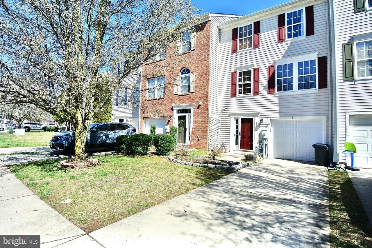2107 Mardic Dr - Photo 2 of 50