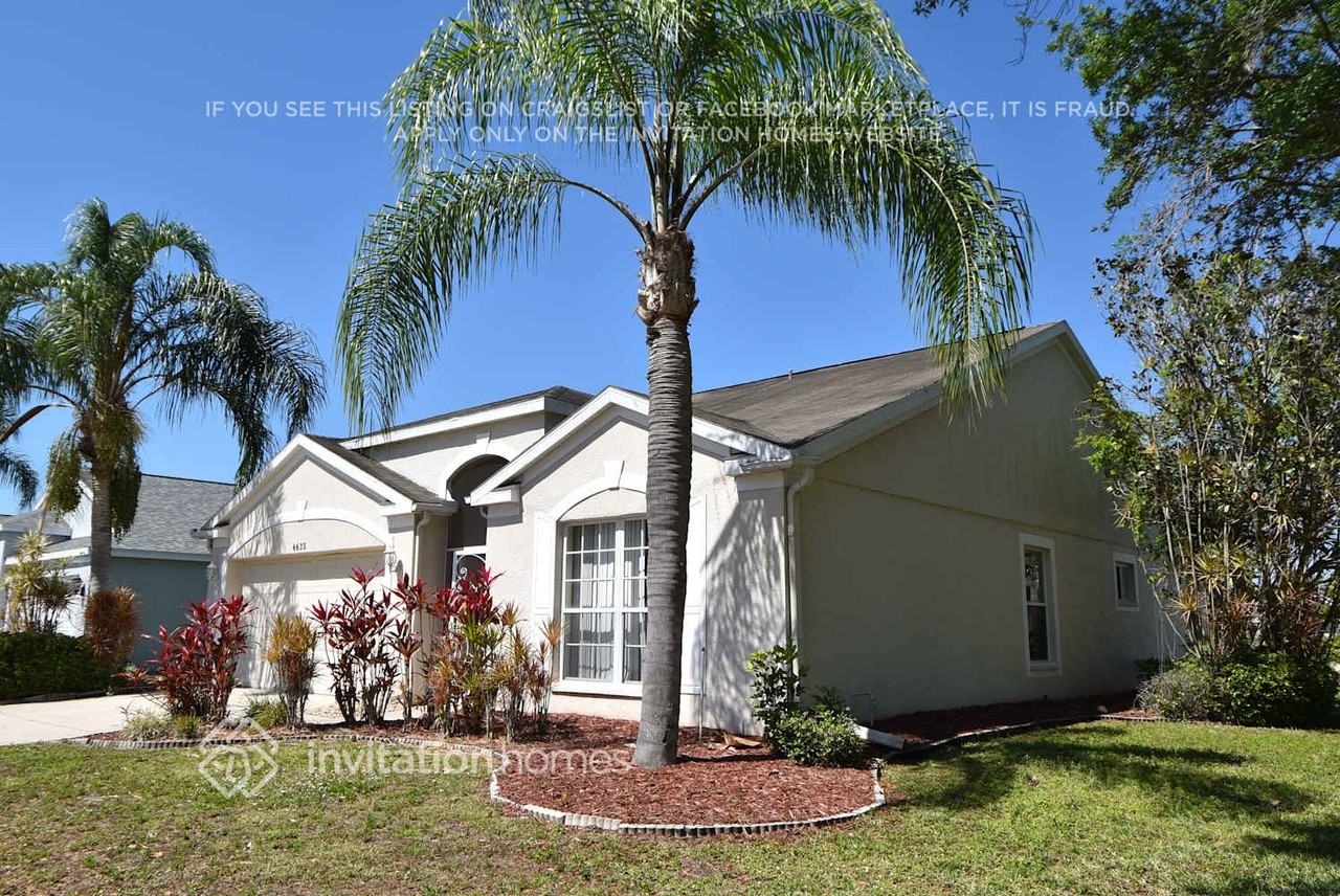 4635 Sanibel Way - Photo 2 of 24