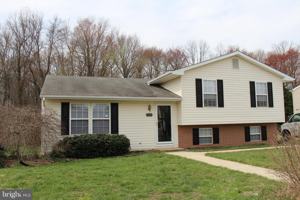featured image of 8638 Chester Ct