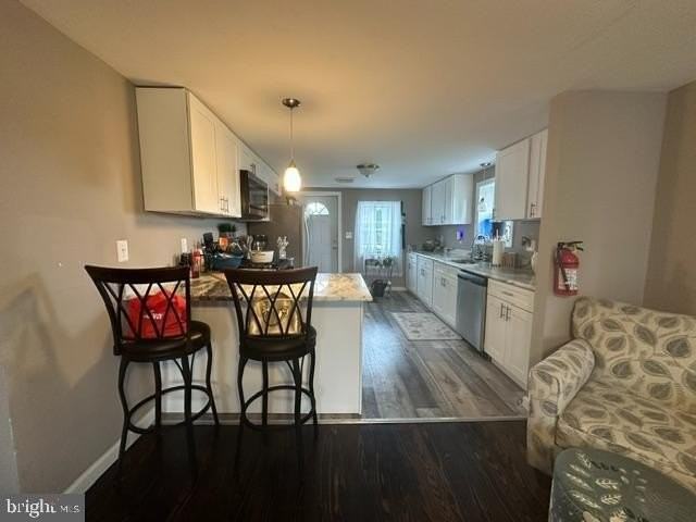1721 N West Ave - Photo 4 of 13