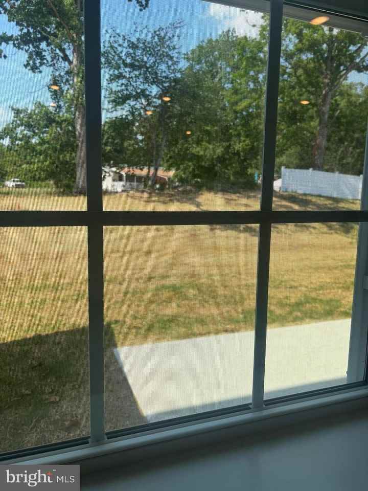 60 Roberts Dr - Photo 7 of 8