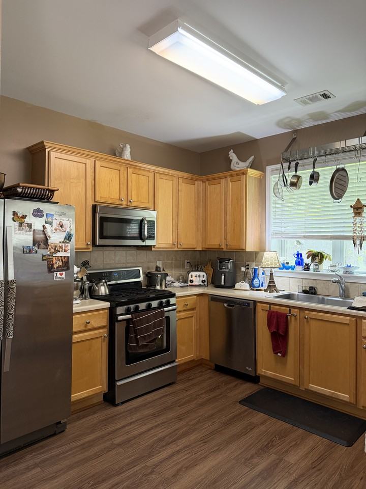 374 Grayson Way #1 - Photo 5 of 14