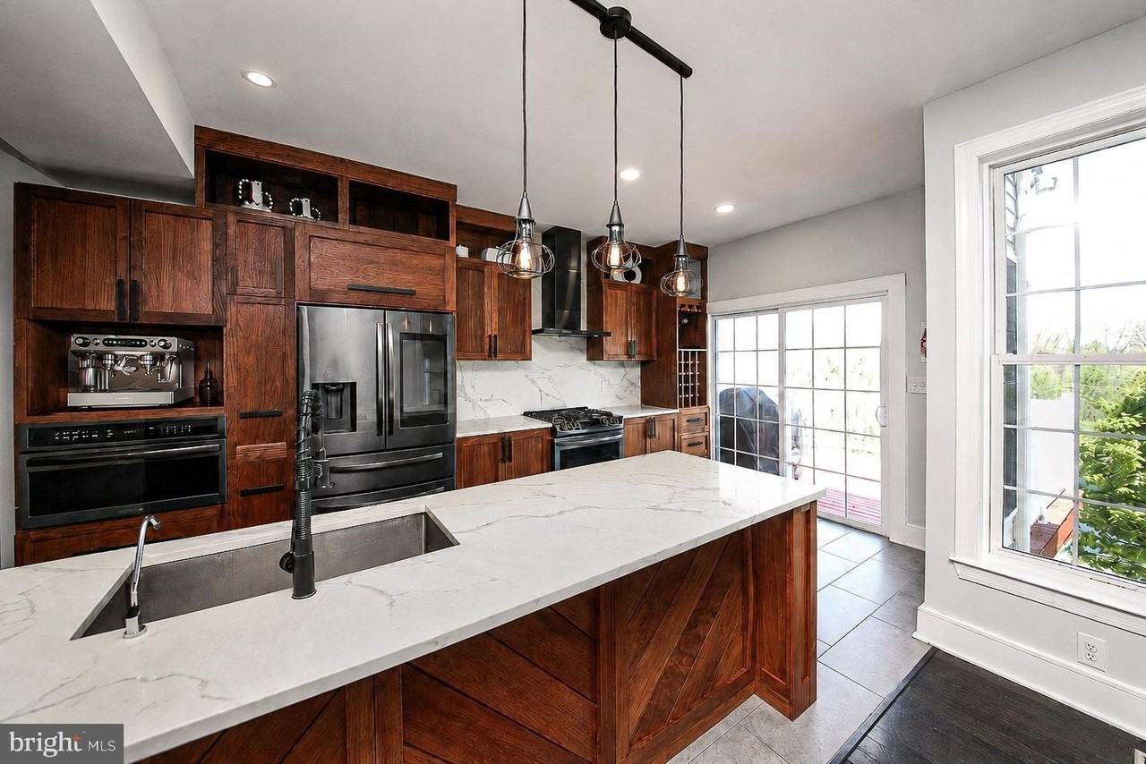 2475 N Whittmore St - Photo 6 of 30