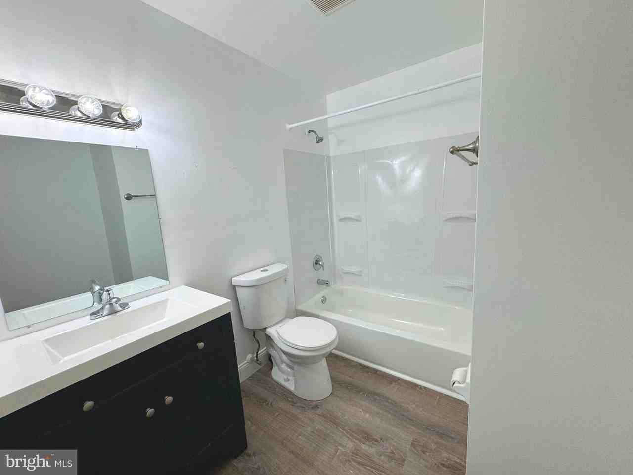 400 Campbell Cir - Photo 7 of 15