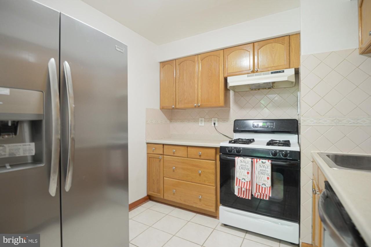 4410 Briarwood Ct N #33 - Photo 6 of 7