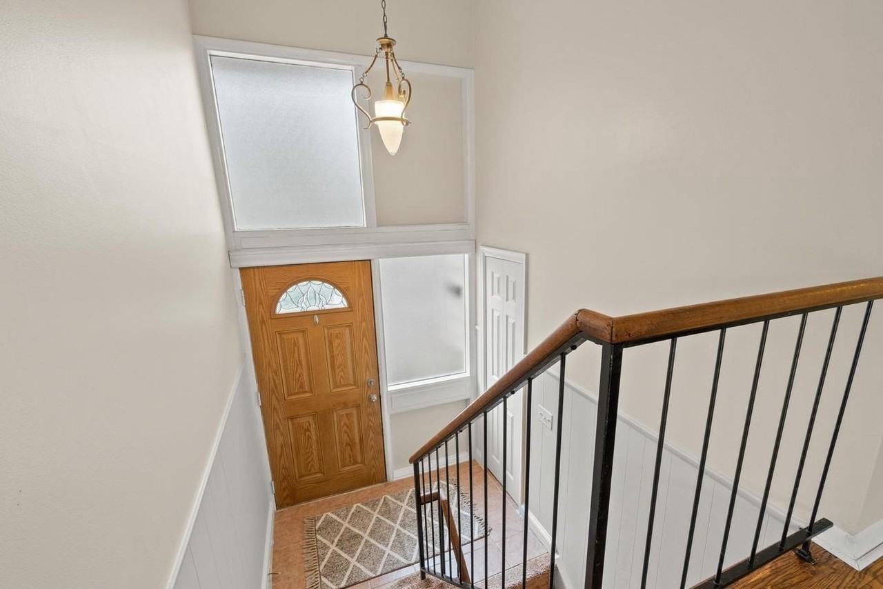 6505 Farley St - Photo 2 of 30