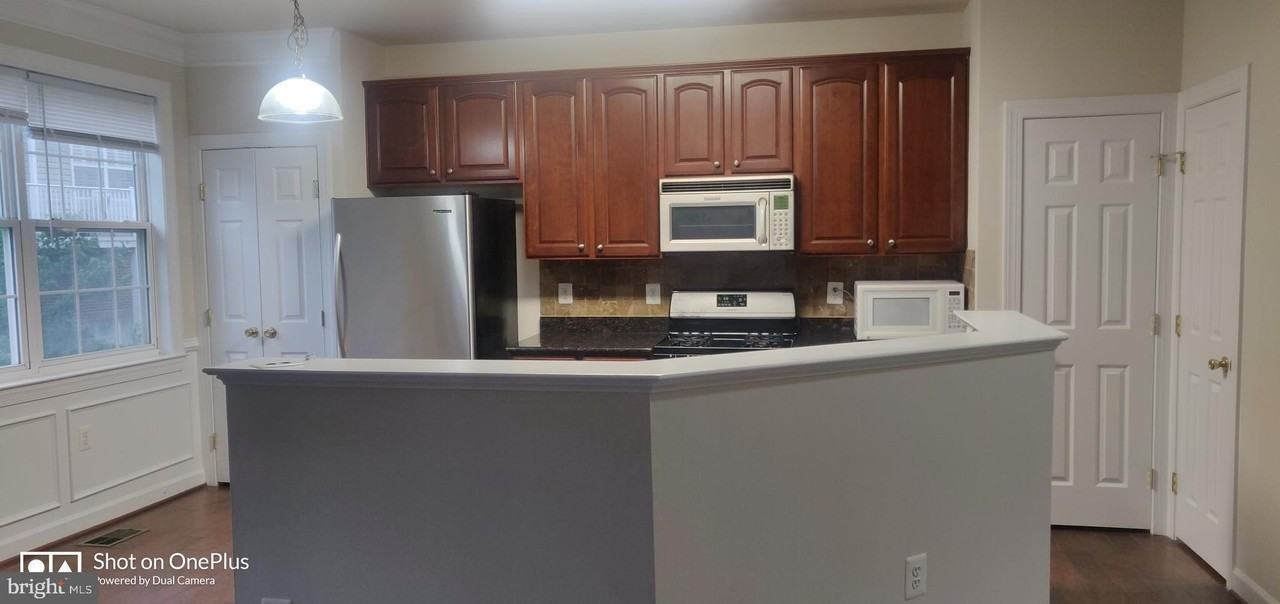 13563 Davinci Ln #94 - Photo 5 of 11