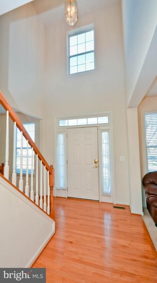 15308 Commitment Ct - Photo 3 of 26