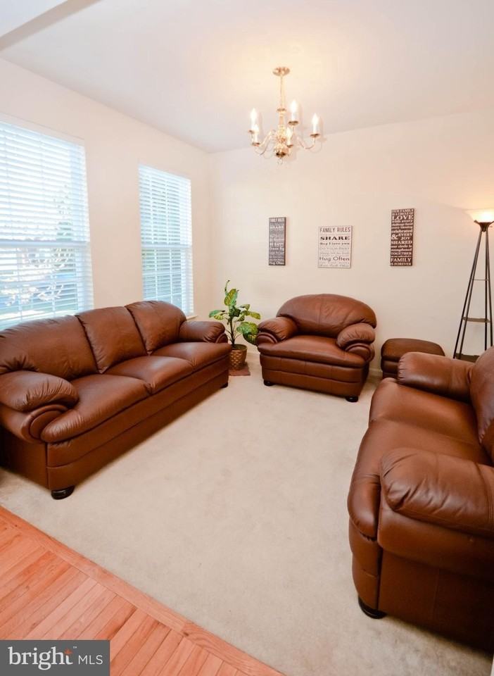 15308 Commitment Ct - Photo 4 of 26