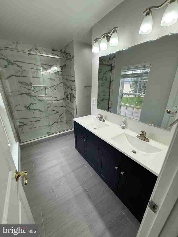 16919 Gentle Wood Ln - Photo 5 of 6