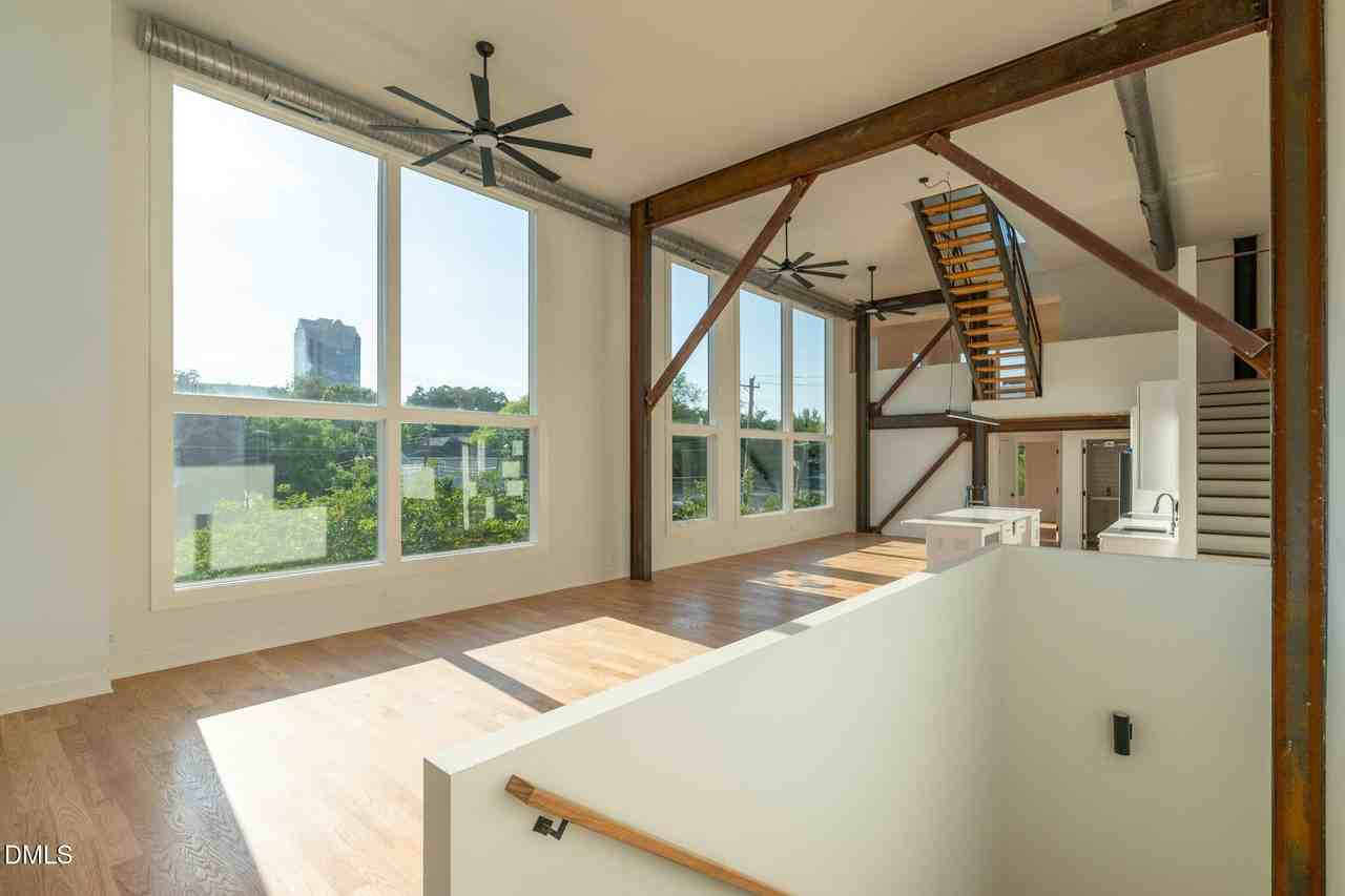 400 E Martin St #A - Photo 7 of 29