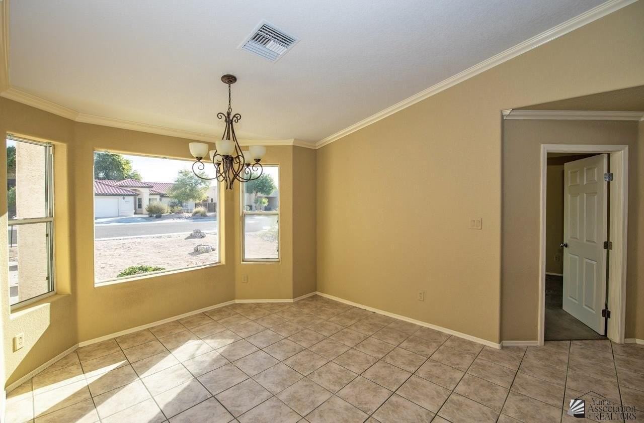 10768 S Monterrey Way - Photo 7 of 19