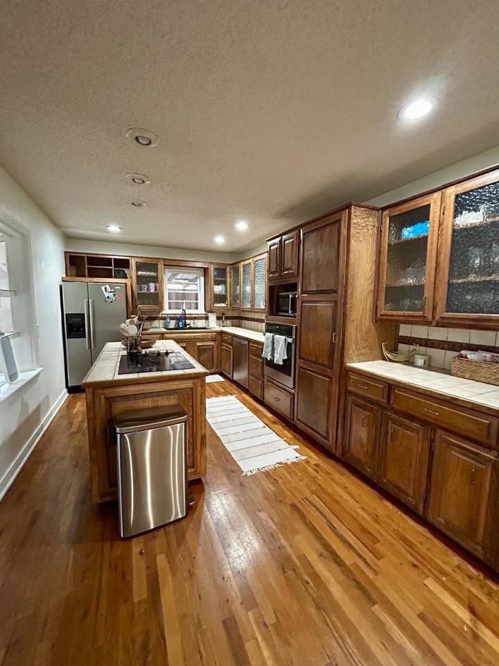 3709 26th St #SF - Photo 5 of 15