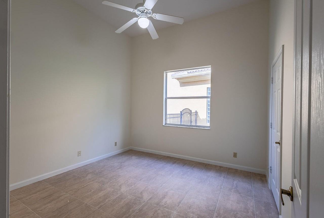 6428 Garden Ct - Photo 2 of 8