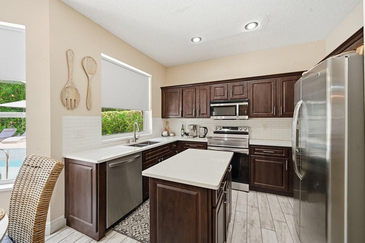 15073 Oak Chase Ct - Photo 7 of 8