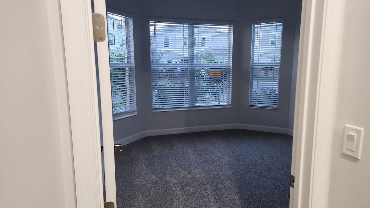 14970 Redcove Pl - Photo 4 of 8