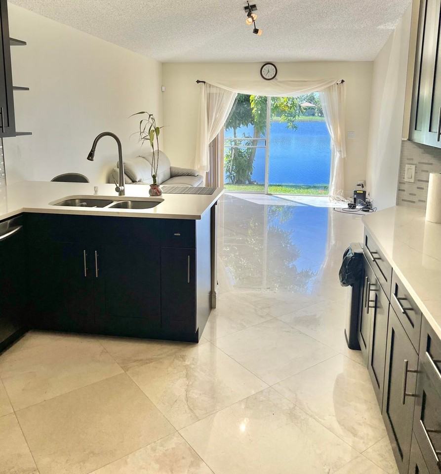 6129 Adriatic Way - Photo 2 of 8