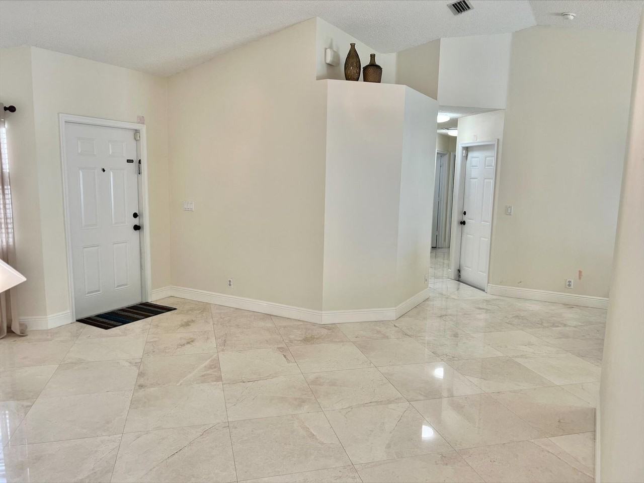 6129 Adriatic Way - Photo 5 of 8