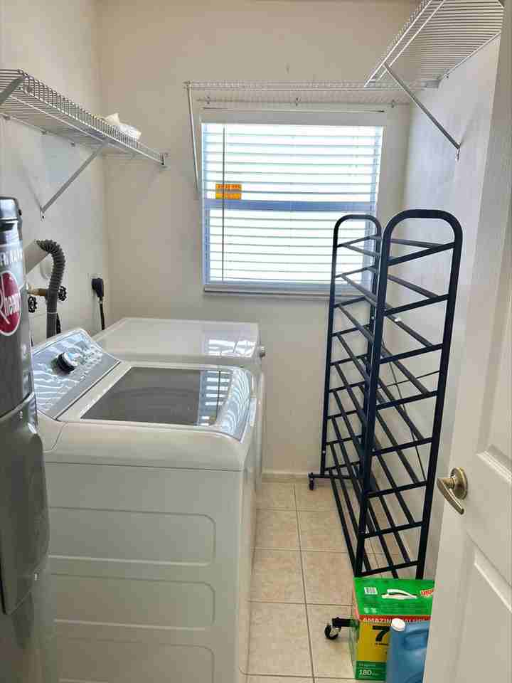 6129 Adriatic Way - Photo 6 of 8