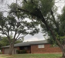 featured image of 2820 Lindenwood Dr