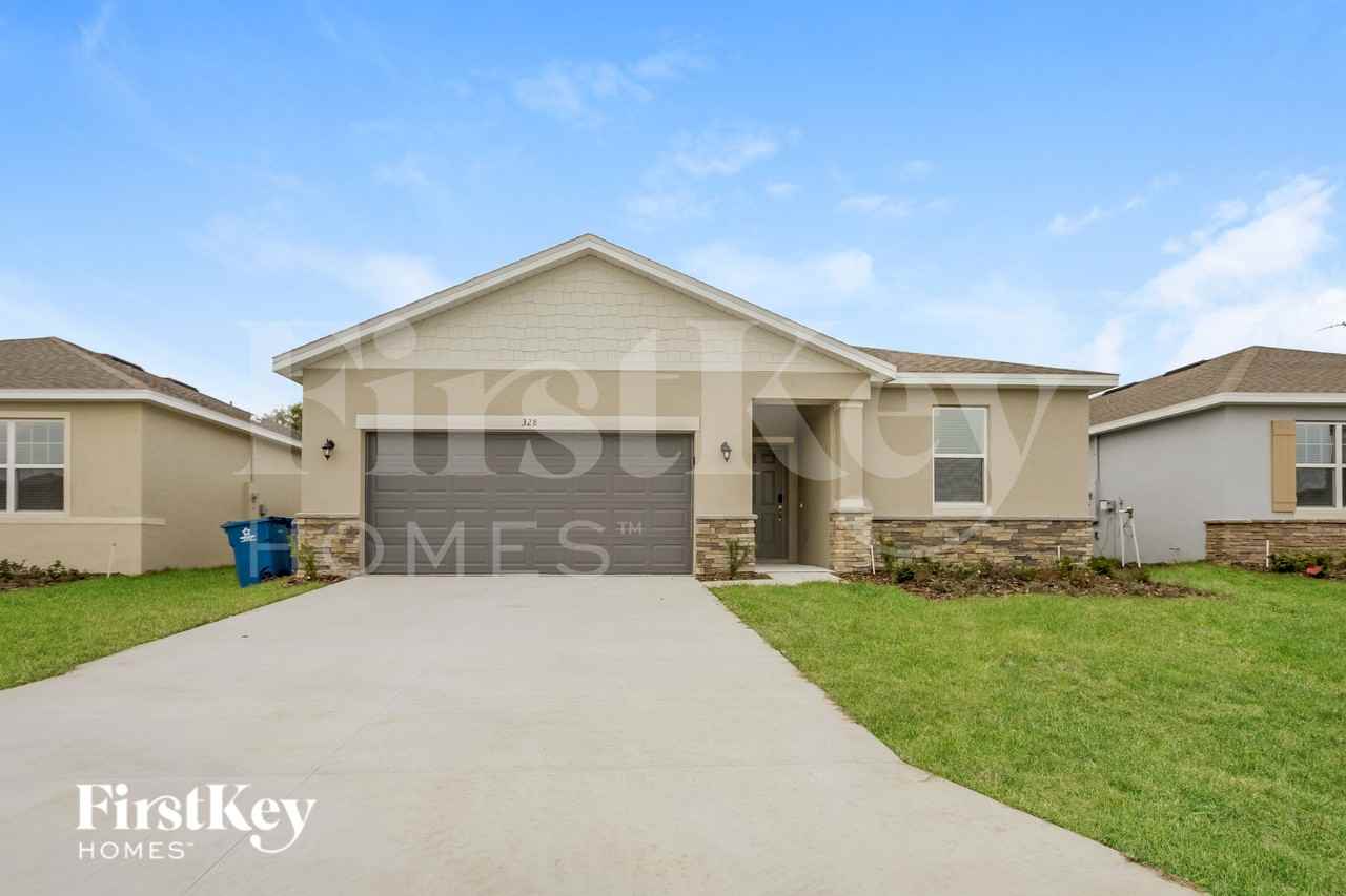 328 Corbel Ln