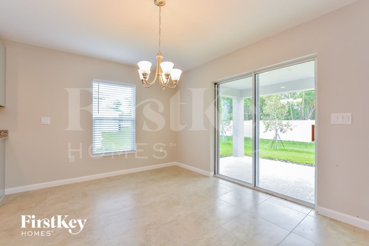 481 Earheart Dr - Photo 3 of 16
