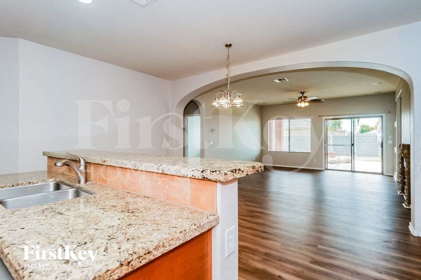 10769 E Marigold Ct - Photo 6 of 15
