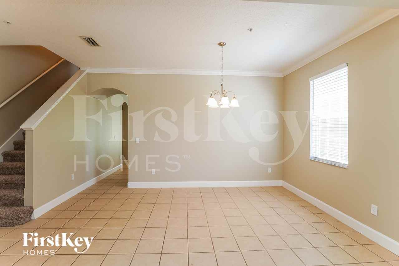 9885 Moss Rose Way - Photo 3 of 16