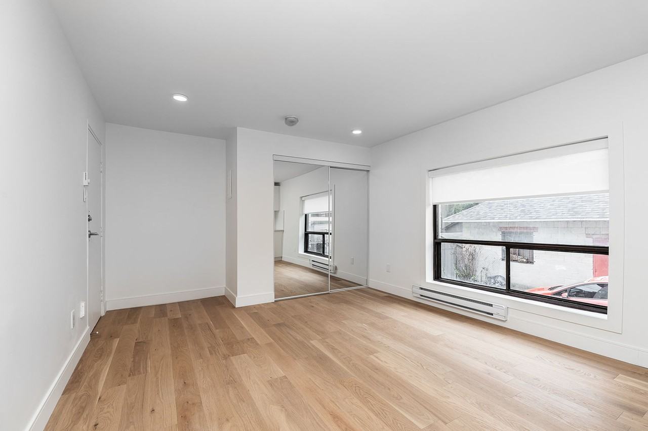 28 Maynard Avenue - Photo 5 of 11