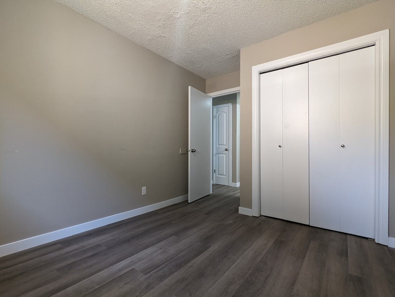 Edgar Estates - Photo 4 of 11