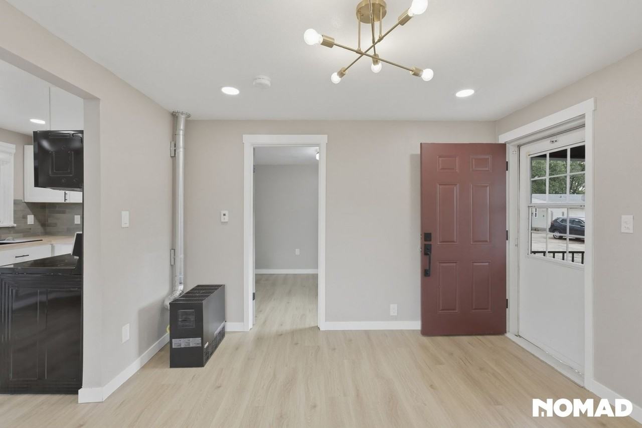 39 Sunflower Rd - Photo 6 of 30
