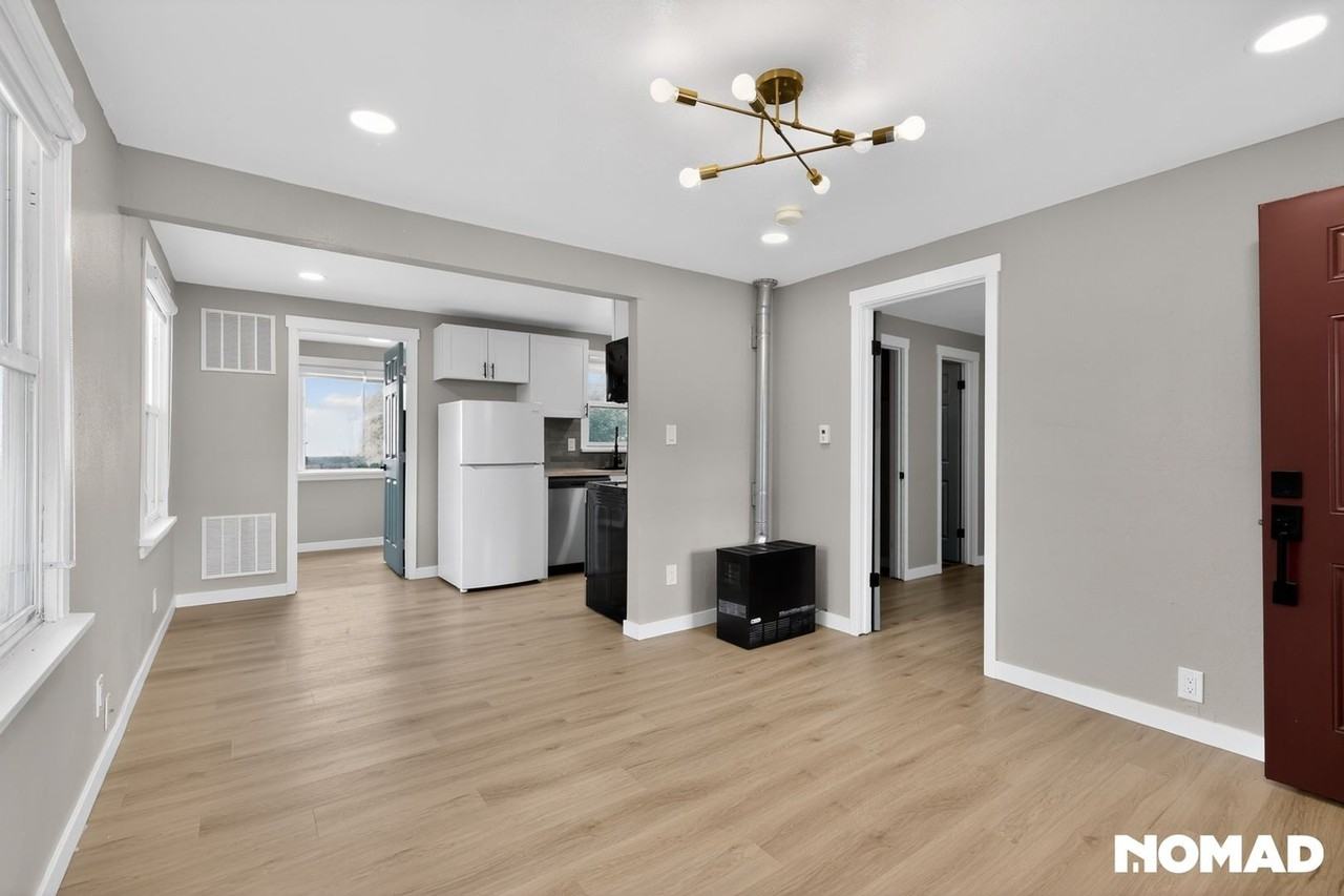 39 Sunflower Rd - Photo 7 of 30
