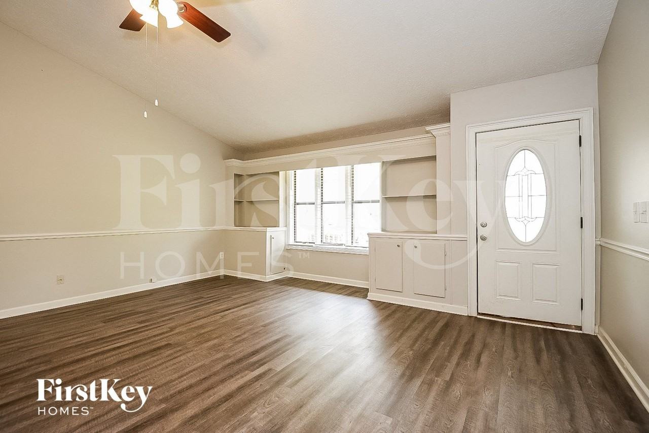 44 Hartley Woods Dr Ne - Photo 3 of 15