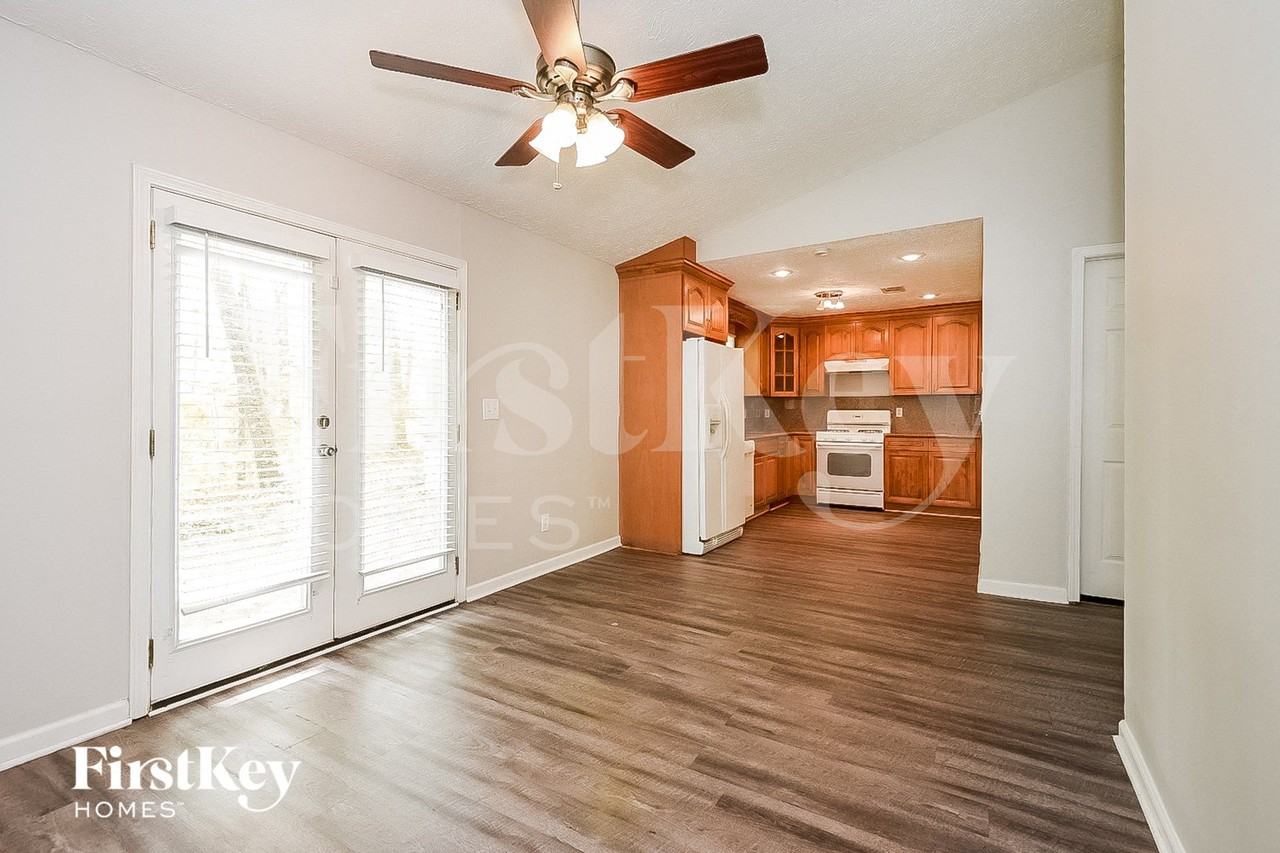 44 Hartley Woods Dr Ne - Photo 7 of 15