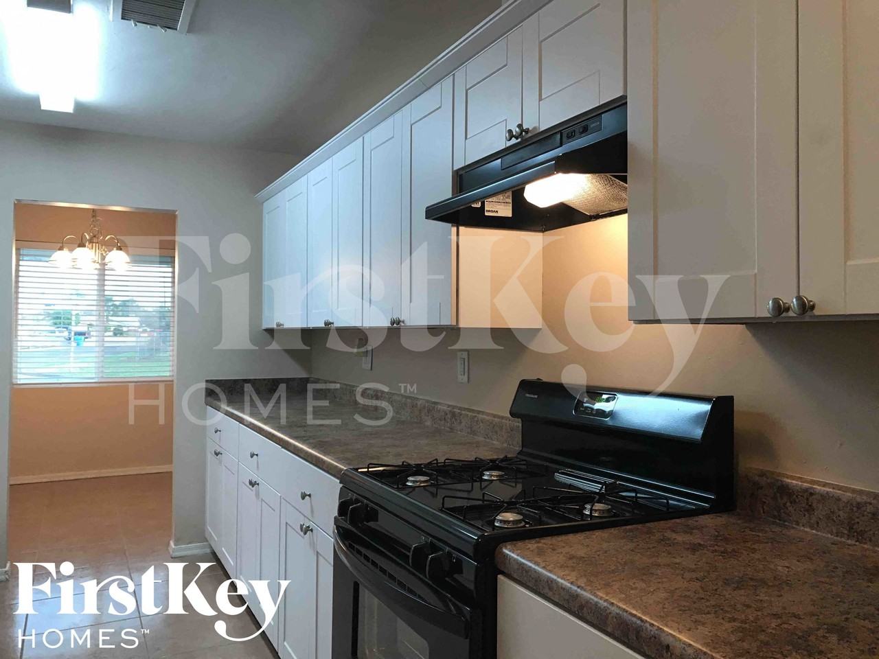 3625 W San Juan Ave - Photo 7 of 21