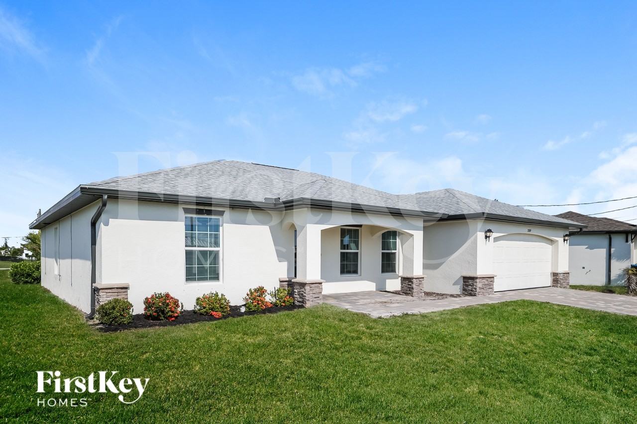 2209 Nw 37th Ave - Photo 3 of 16
