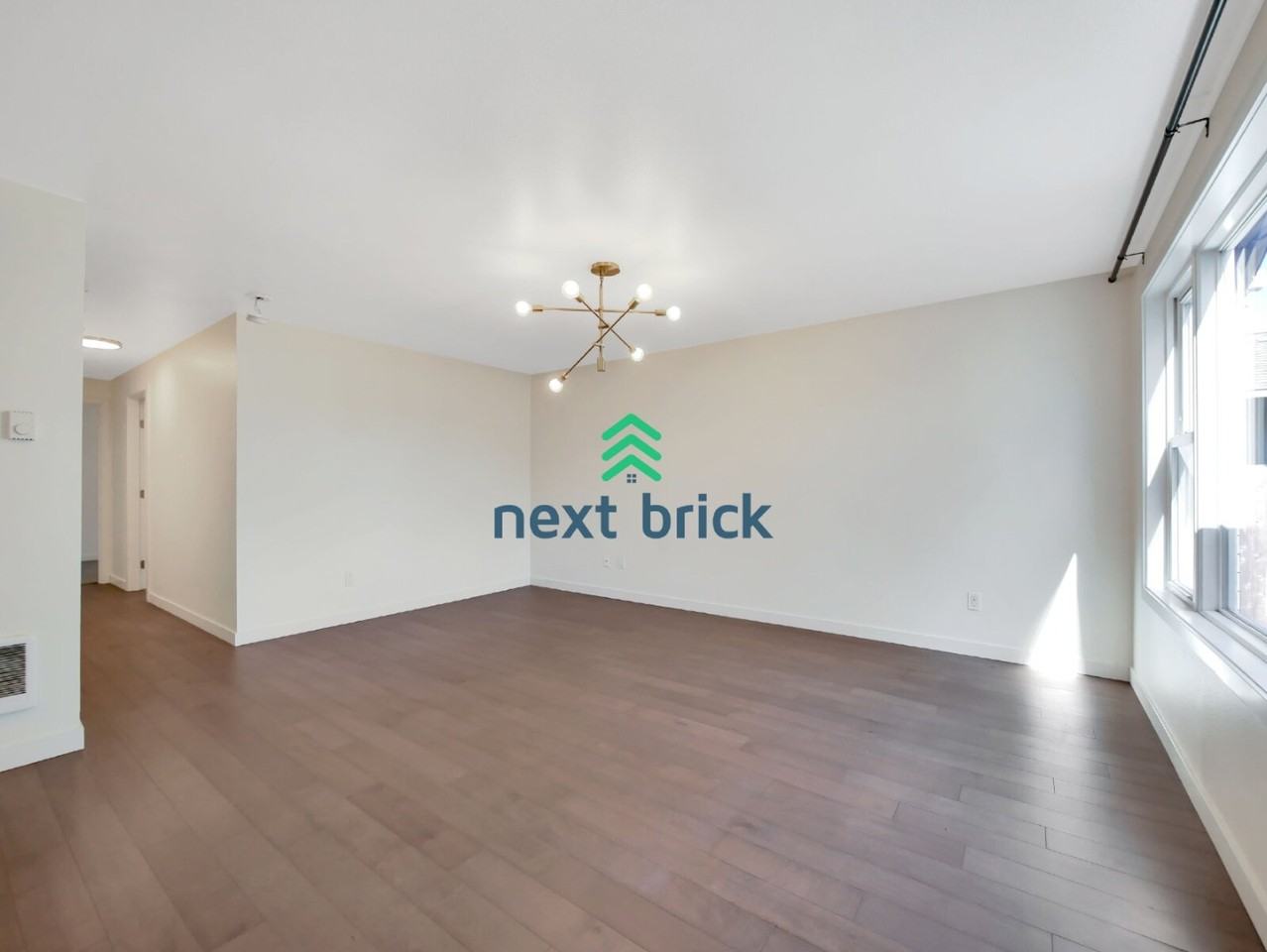 510 N 103rd St - Photo 3 of 21